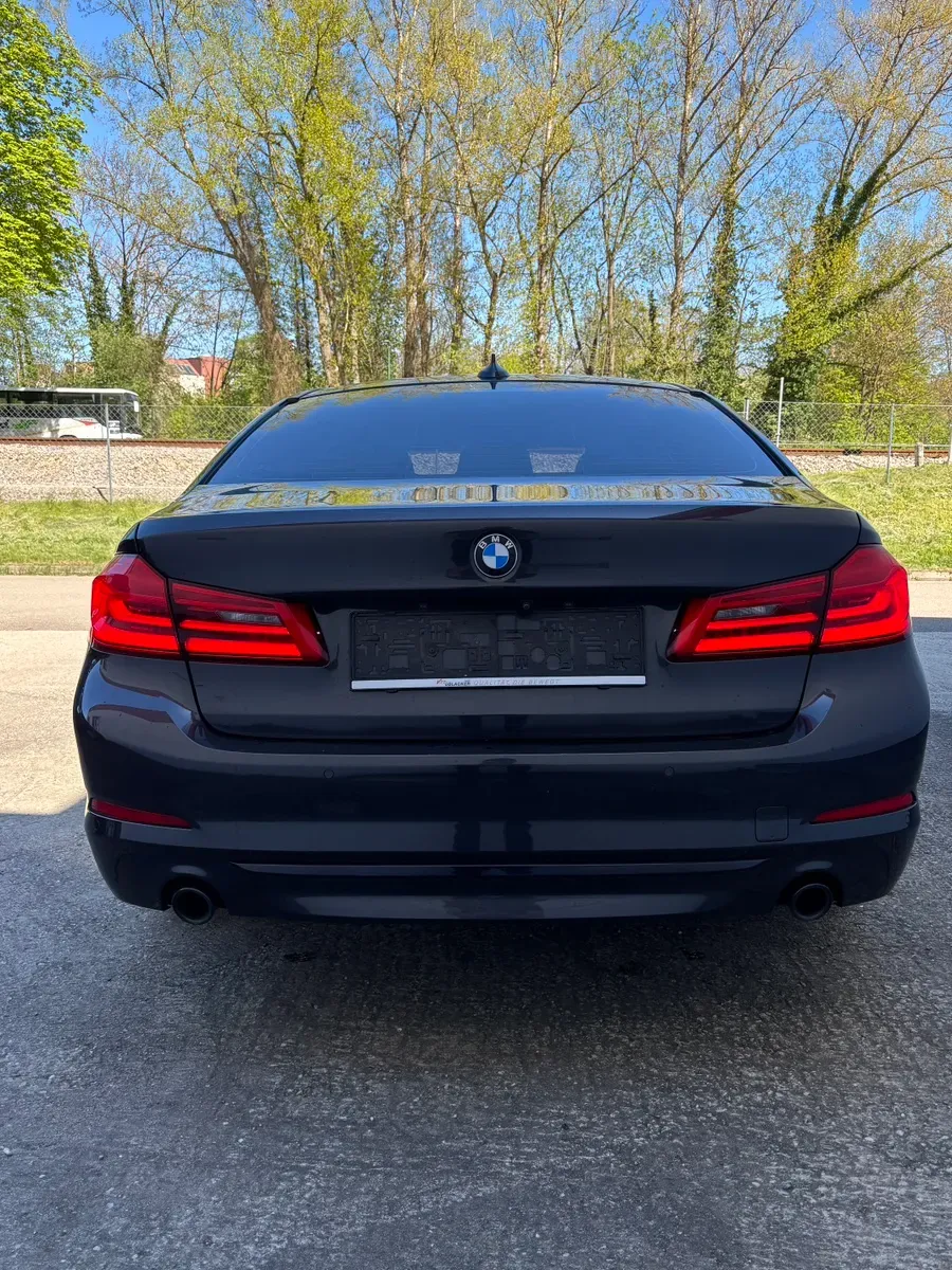 BMW 5 Series 2019 photo 2