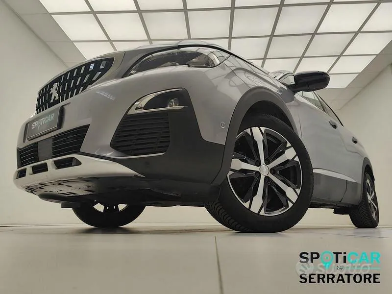 Peugeot 3008 2019 photo 3