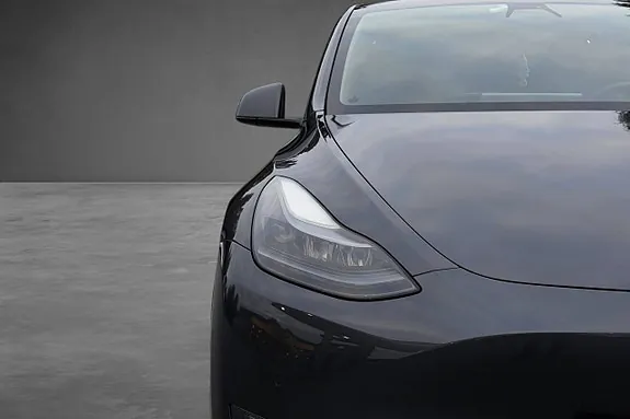 Tesla Model Y 2021 photo 3