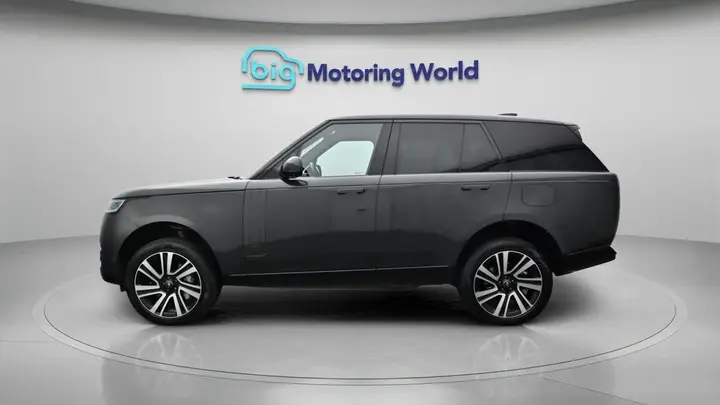 Land Rover Range Rover 2023 photo 5