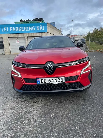 Renault Megane E-Tech 2022 photo 4