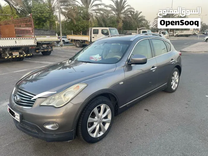 Infiniti Ex35 2011 photo 3