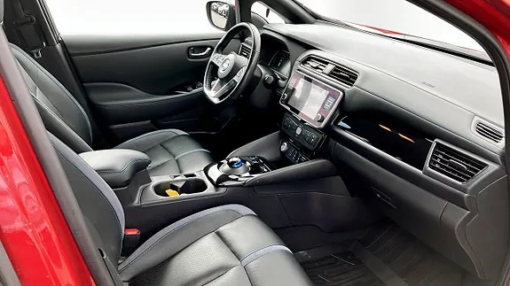 Nissan Leaf 2021 photo 3