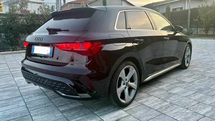 Audi A3 2024 photo 3