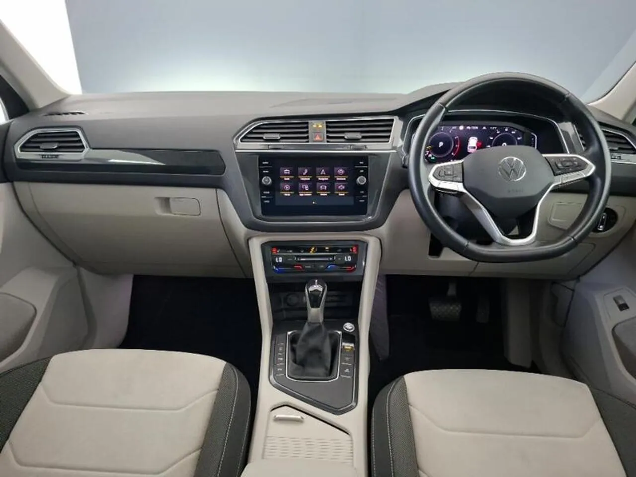 Volkswagen Tiguan 2021 photo 3