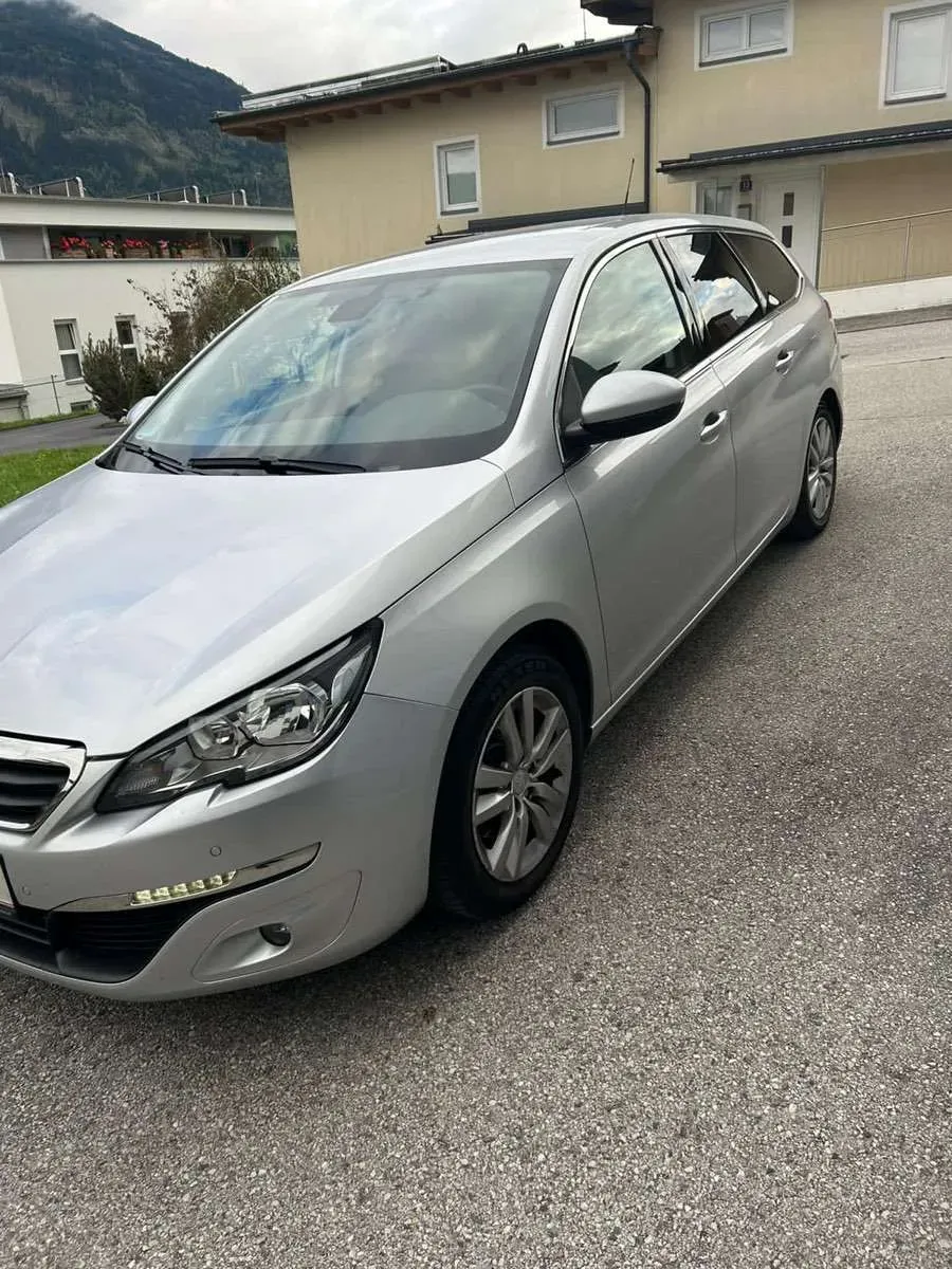 Peugeot 308 2015 photo 2