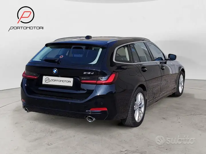 BMW 3 Series 2023 photo 5