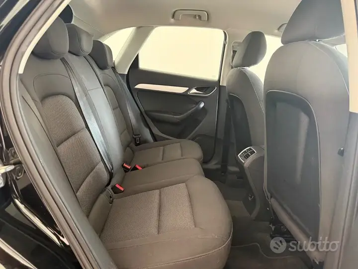 Audi Q3 2015 photo 5