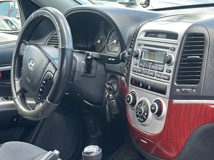 Hyundai Santa Fe 2008 photo 2