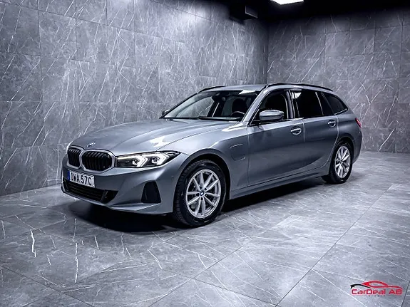 BMW 330E 2024 photo 3