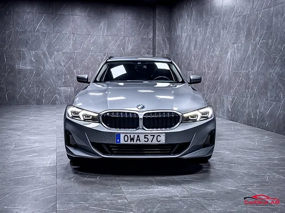 BMW 330E 2024 photo 2