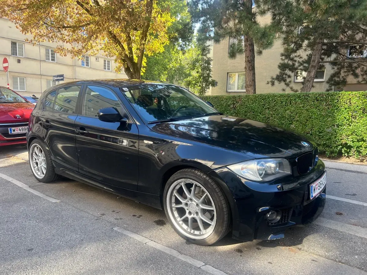 BMW 1 Series 2011 photo 3