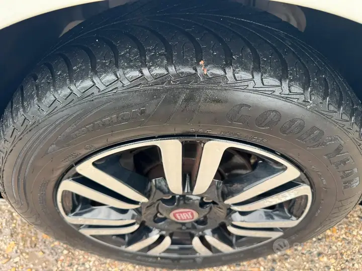 Fiat Punto 2015 photo 4