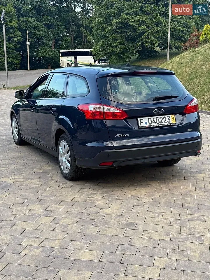 Ford Focus 2014 photo 5