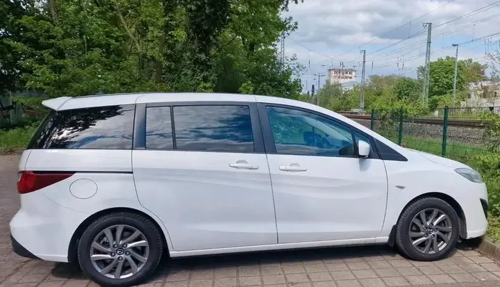 Mazda 5