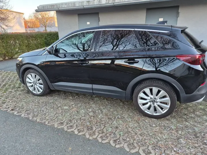 Opel Grandland X 2017 photo 2