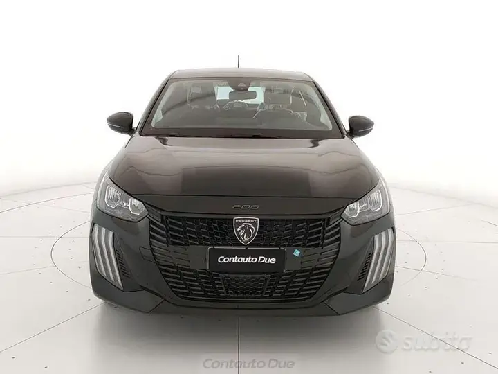Peugeot 208 2026 photo 2
