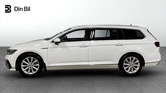 Volkswagen Passat 2020 photo 2