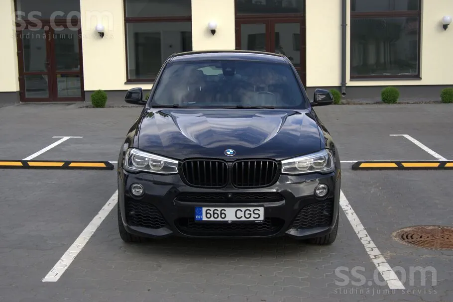 BMW X4 2017 photo 2