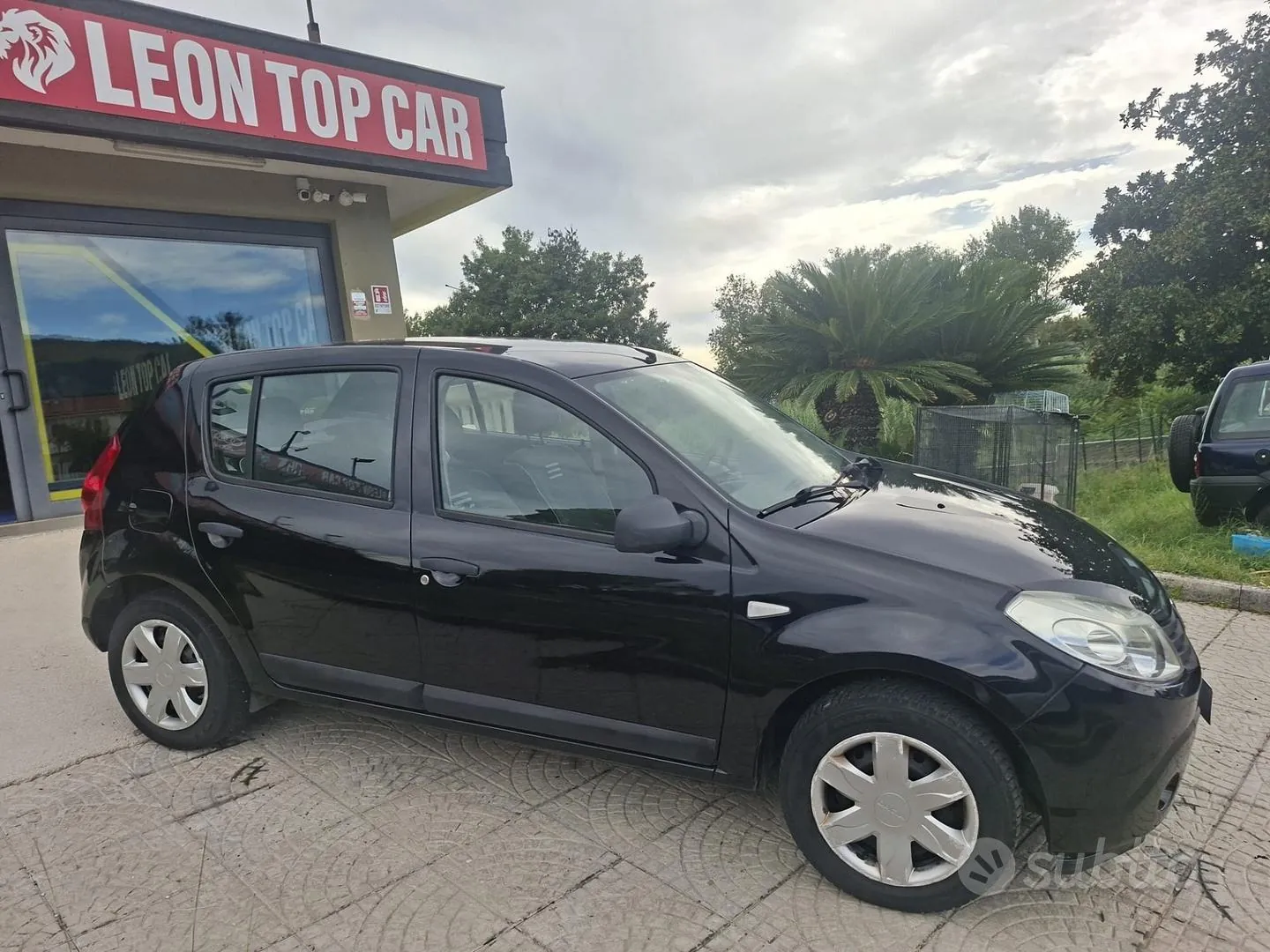 Dacia Sandero 2012 photo 2