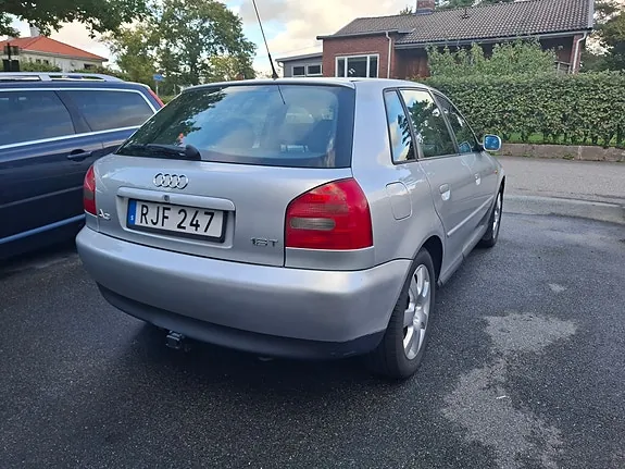 Audi A3 2000 photo 2