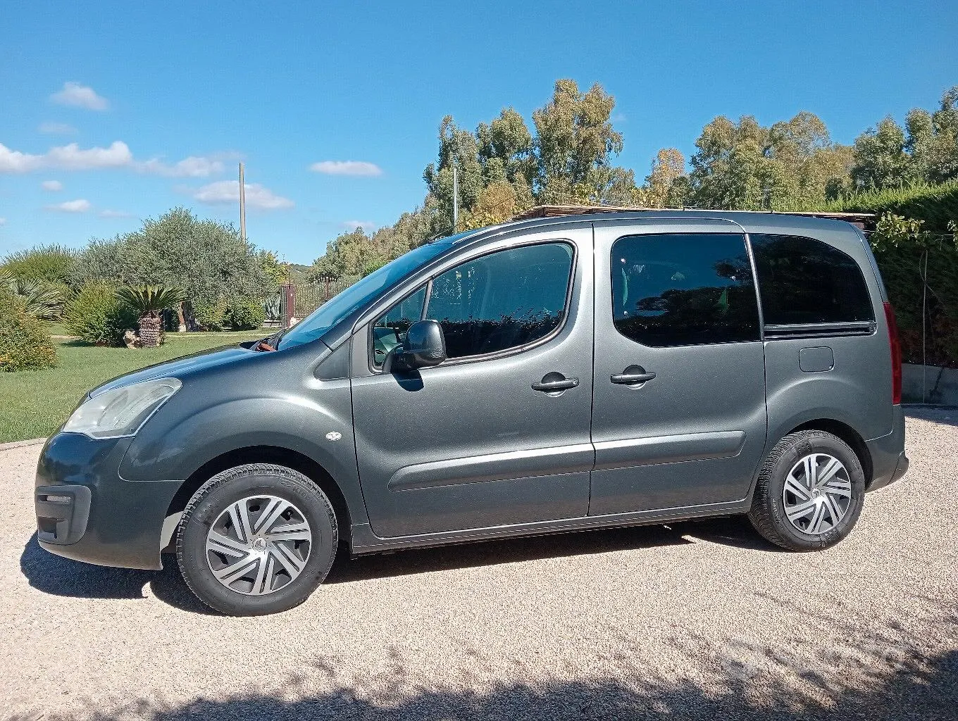 Citroen Berlingo 2017 photo 2