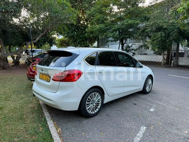 BMW 225Xe 2017 photo 2