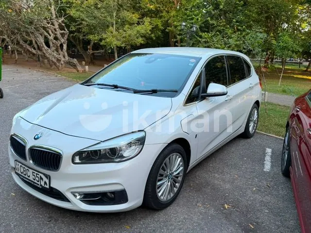 BMW 225Xe
