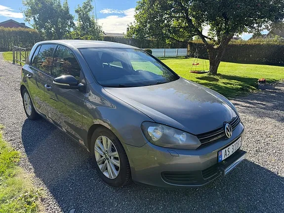 Volkswagen Golf Vi 2012 photo 2