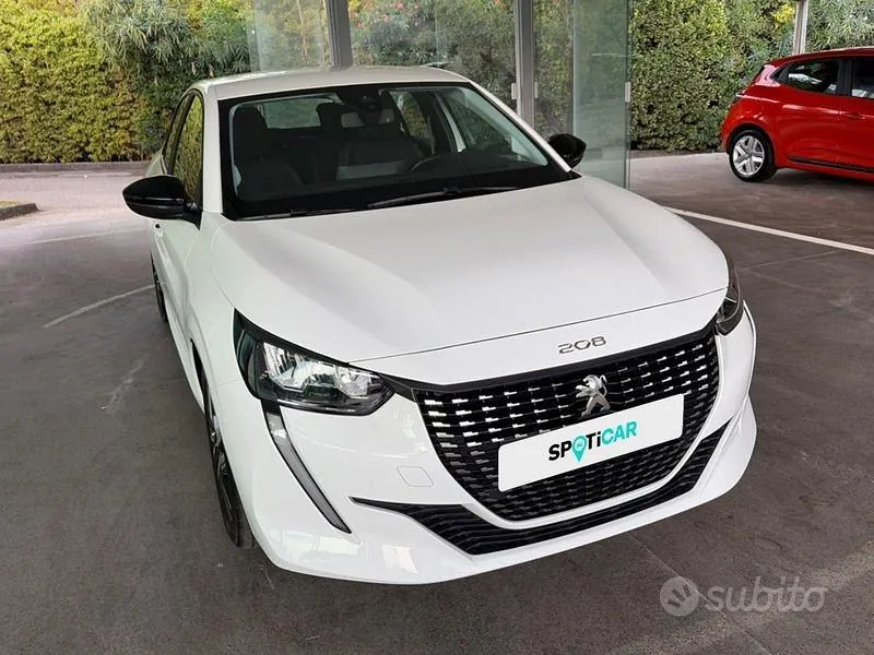 Peugeot 208 2023 photo 5