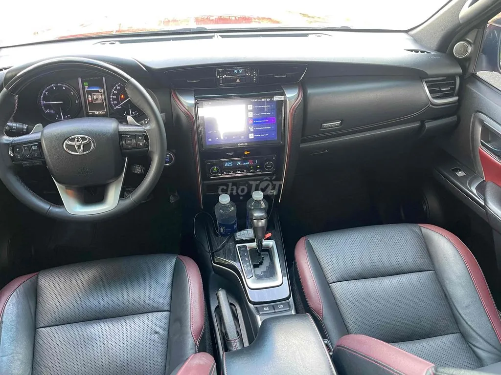 Toyota Fortuner 2022 photo 5