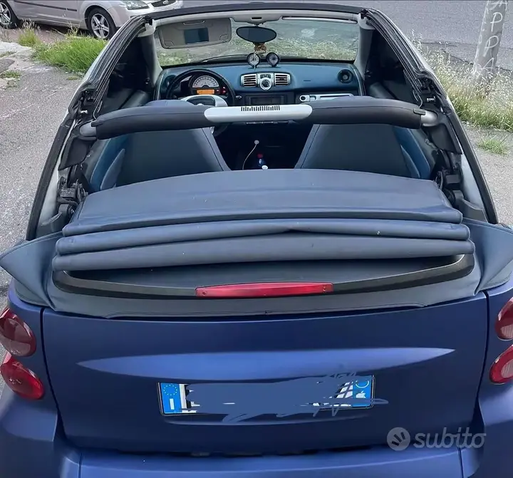 Smart Fortwo Cabrio 2011 photo 3