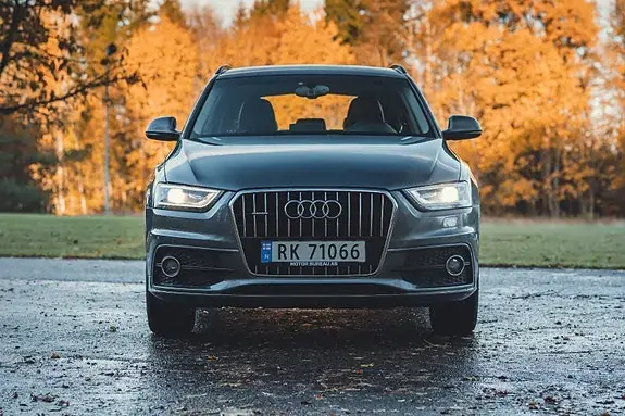 Audi Q3 2014 photo 3