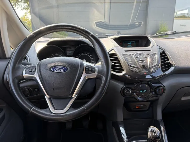 Ford Ecosport 2015 photo 3