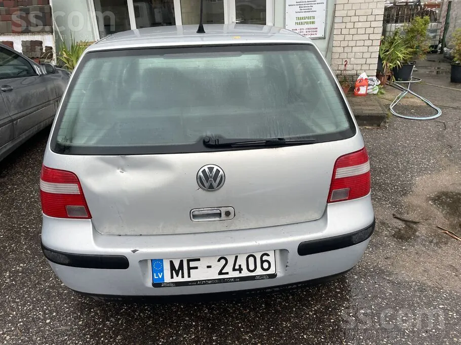 Volkswagen Golf 4 2000 photo 3