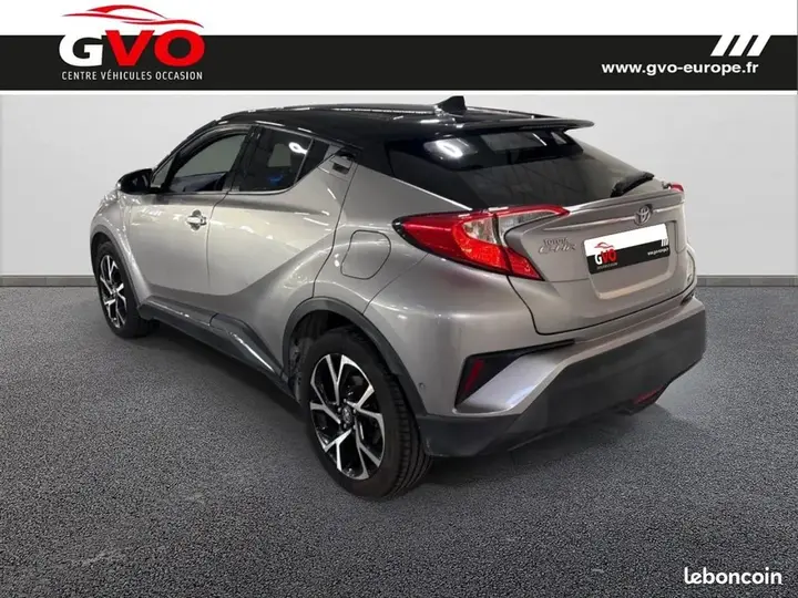 Toyota C-Hr 2017 photo 2