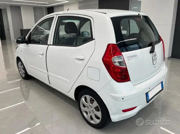 Hyundai I10 2013 photo 3