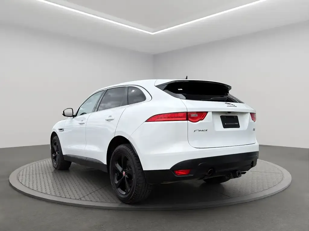 Jaguar F-Pace 2020 photo 4