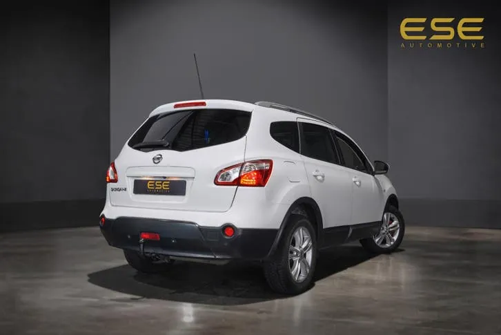 Nissan Qashqai+2 2011 photo 3