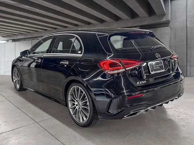 Mercedes-Benz A-Class 2022 photo 3