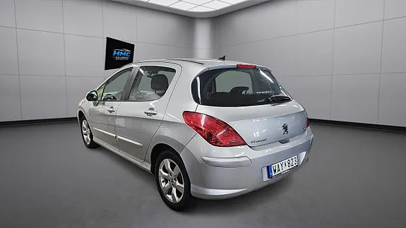 Peugeot 308 2008 photo 4