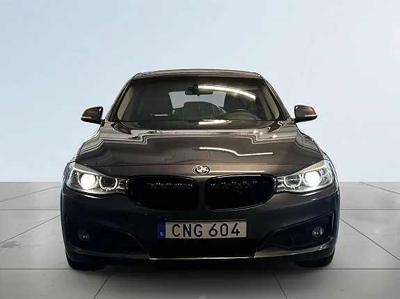 BMW 320D 2015 photo 2