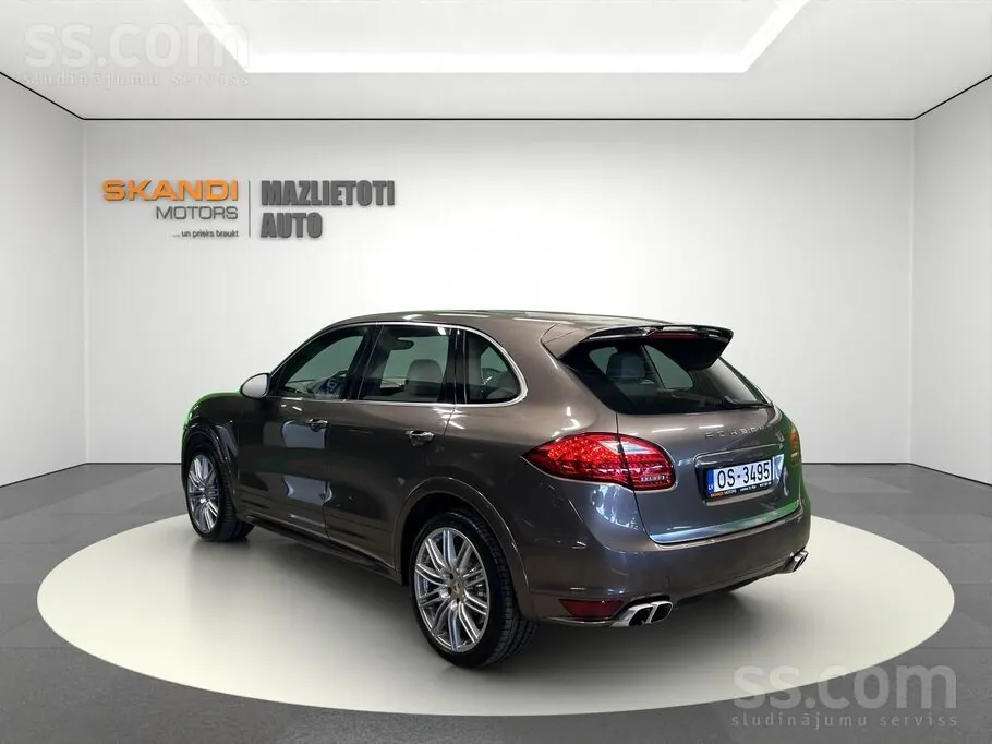Porsche Cayenne 2013 photo 4