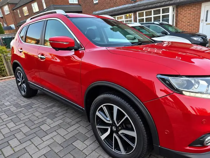 Nissan X-Trail 2015 photo 2