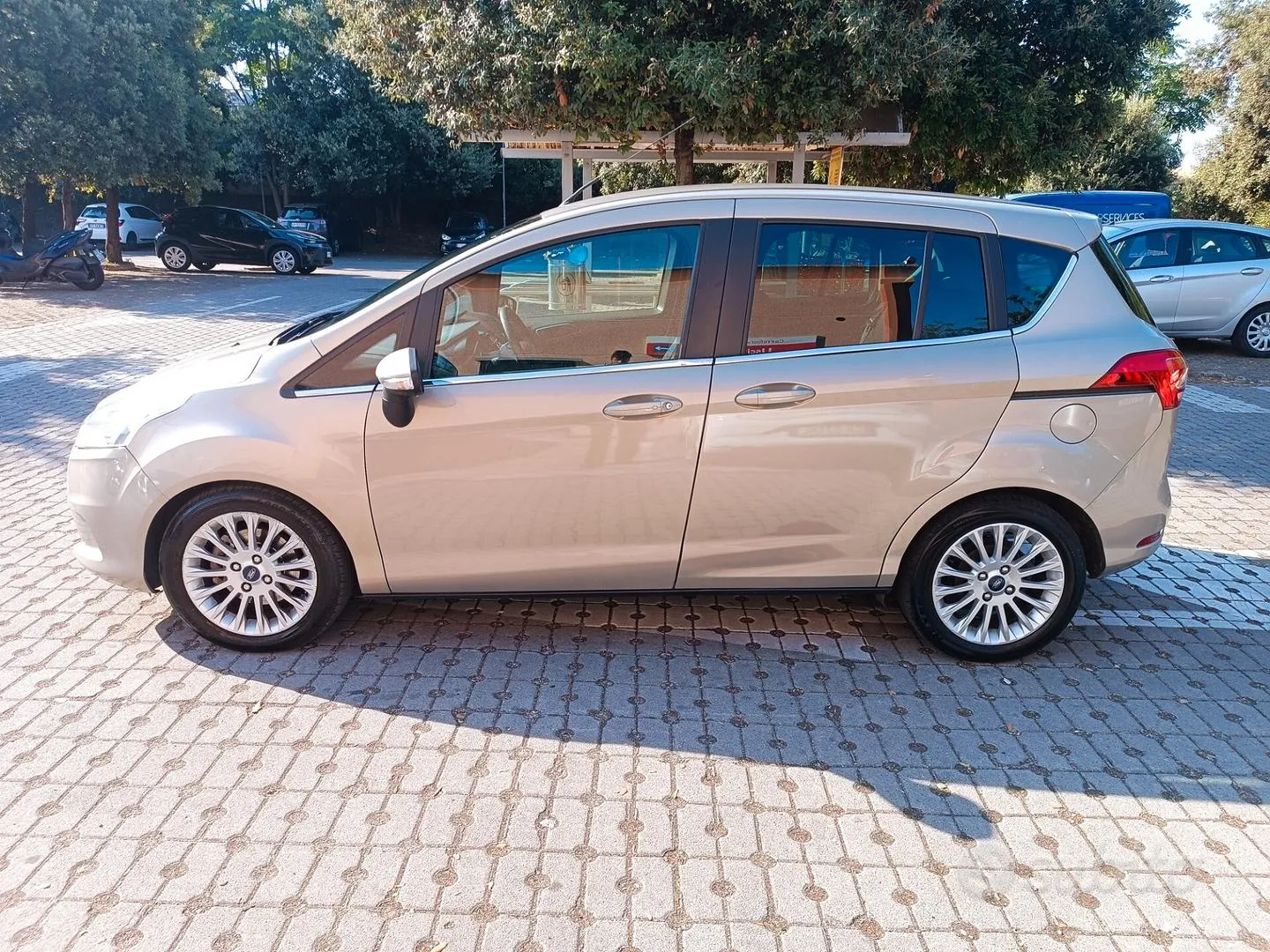 Ford B-Max 2013 photo 5