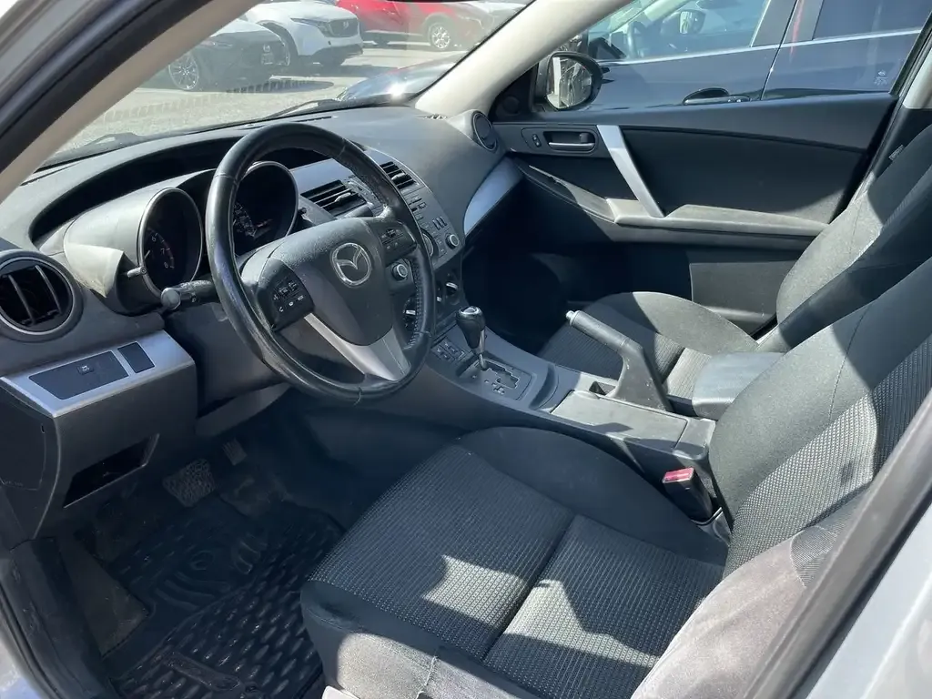 Mazda 3 2012 photo 4