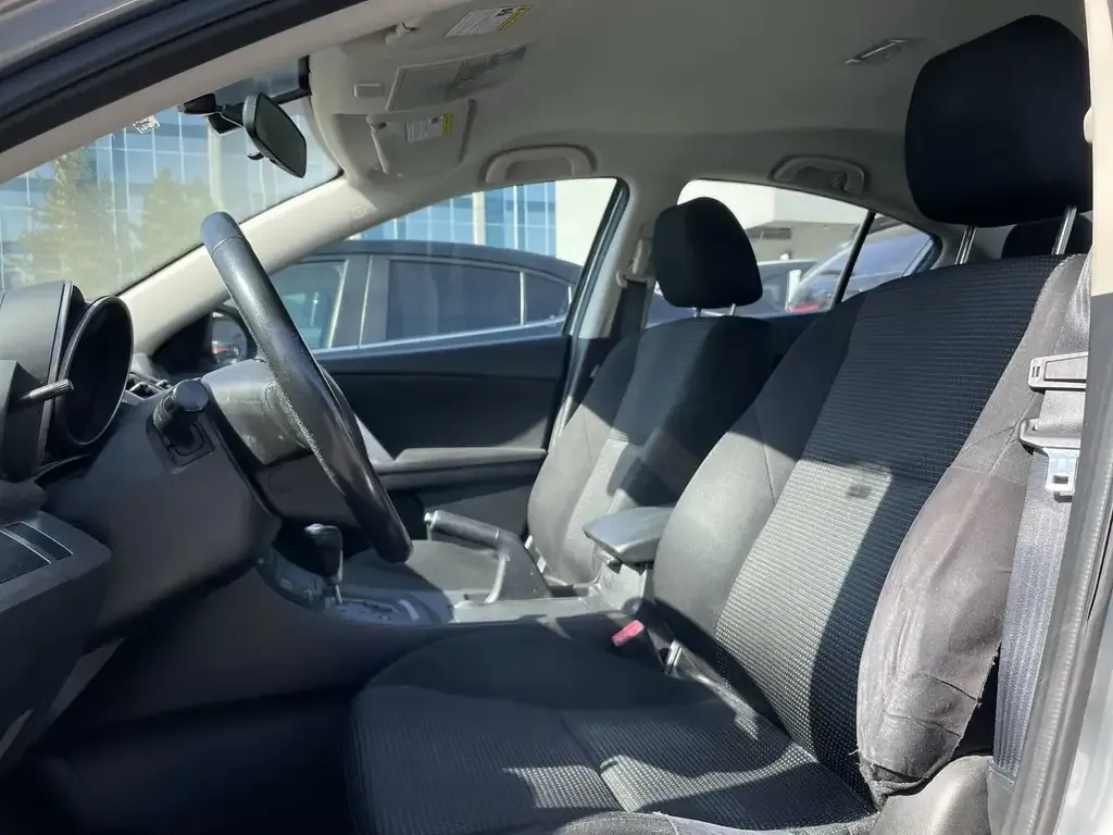 Mazda 3 2012 photo 5