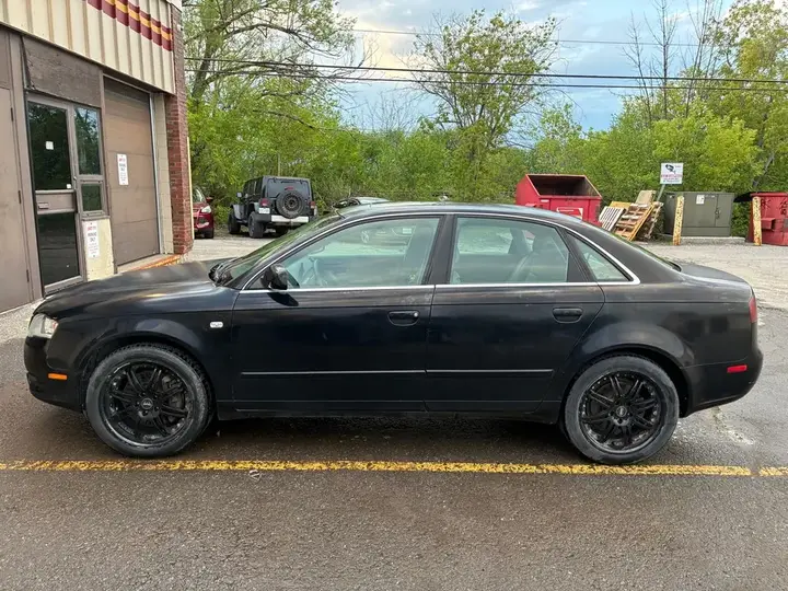 Audi A4 2006 photo 2