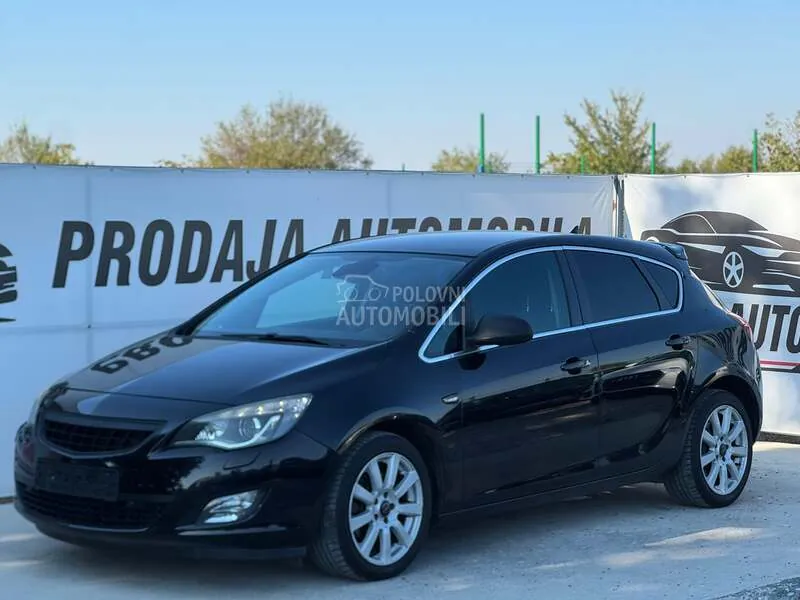 Opel Astra 2010 photo 3