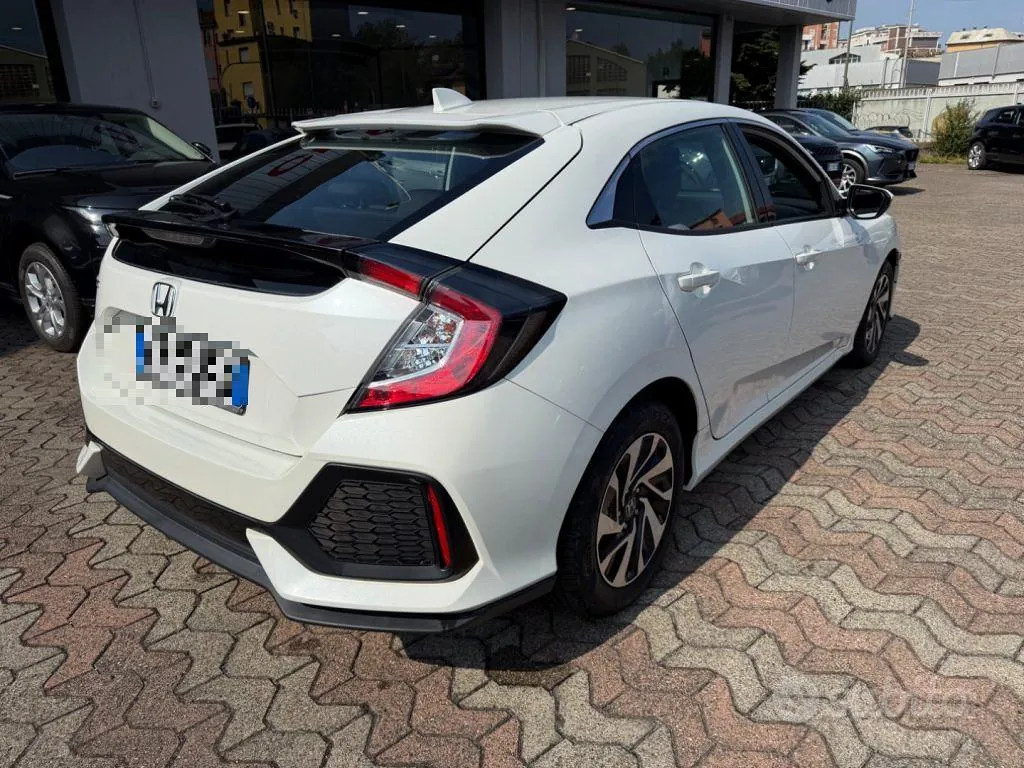 Honda Civic 2019 photo 5